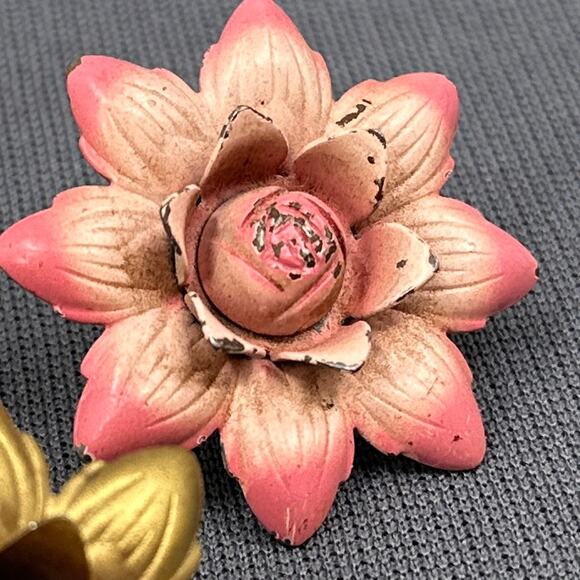 VTG Curtain Tie Backs Floral Push Pin Tack Button Flower Gold Pink Metal Lot 6 - Picture 9 of 14